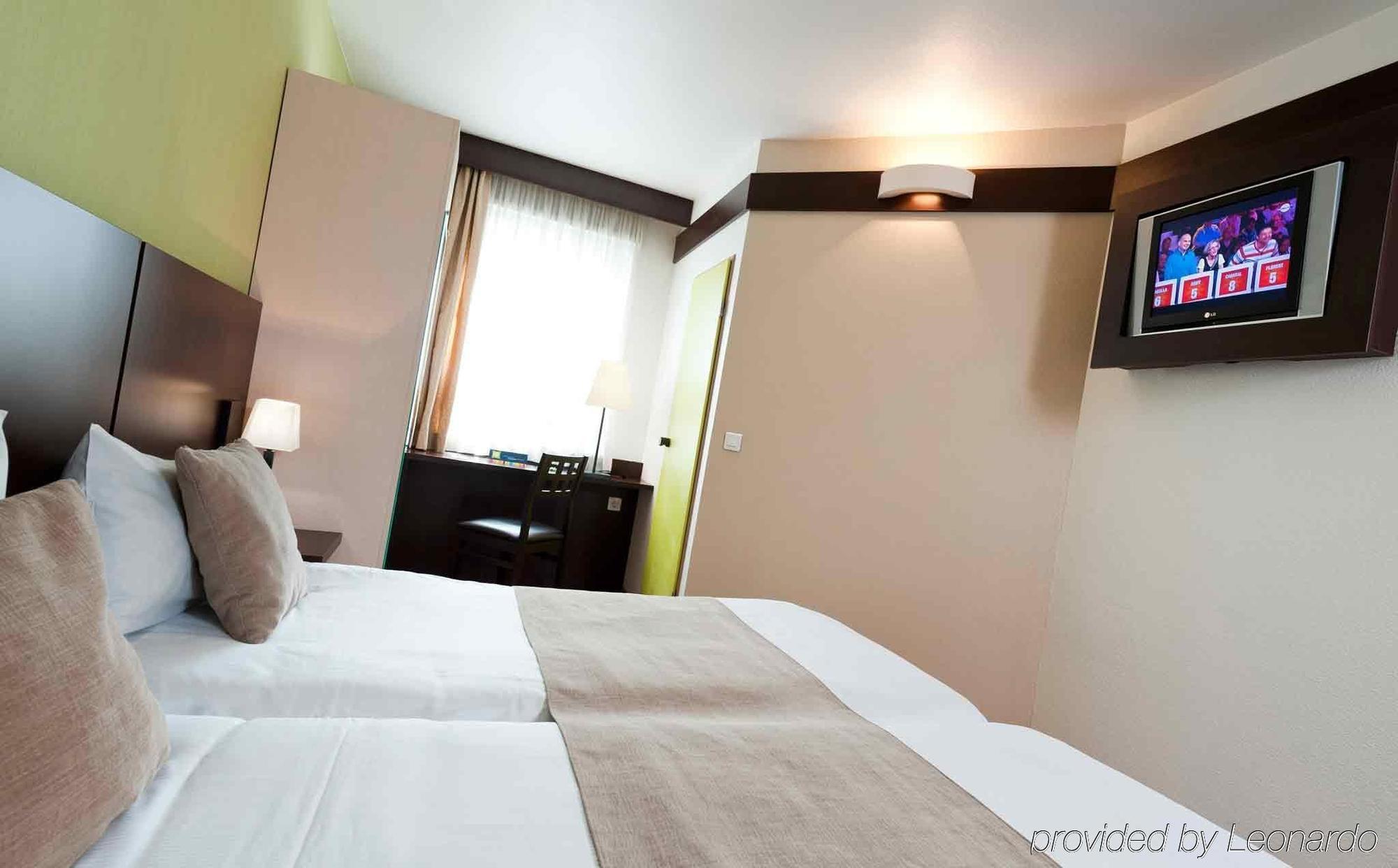 Ibis Styles Luxembourg Centre Gare Hotel Bagian luar foto